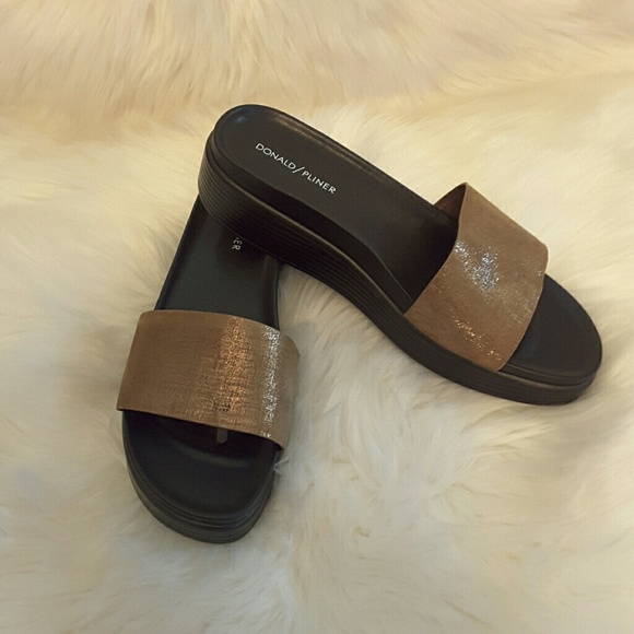 donald j pliner slide sandals